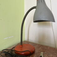 Vendo reloj de pared, lámpara antigua y objetos antiguos de cocina . - Img 42719726