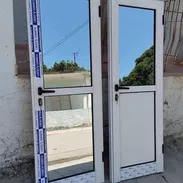 Puerta aluminio:()/) - Img 52633011