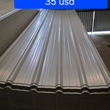 Tejas de Asa y Resina Rojas y Tejas PVC blancas - 8/10