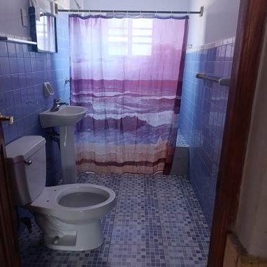 Venta de casa en Cojimar, puerta de calle,con garaje, portal - 9/10