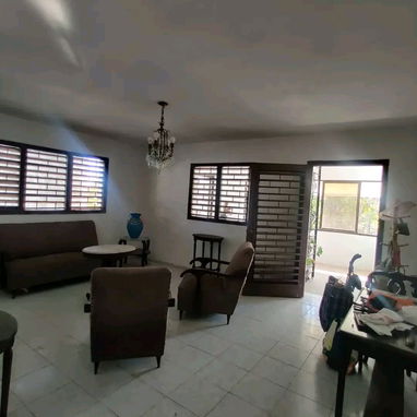 GG-112 🏛️ ¡PROPIEDAD ICÓNICA EN SANTOS SUÁREZ: ESPACIO, PRESTIGIO Y NEGOCIO! 🏘️✨ - Img 119695599