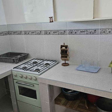 Renta de apartamento en reparto Flores. Miramar. - 4/5