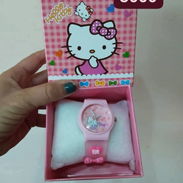 🟩Reloj con temática de Hello Kitty🟩 - Img 55084011