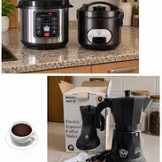 COMBO de Olla Reina marca Bravoking 6L+ Olla Arrocera MAF 1.8L + Cafetera Eléctrica (Colores rojo y negro) - Img 58399089