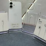 ❌iPhone 16 ⚪️⚫️128GB 100%🔋mica, cargador 35W, forro y audífonos regalo🧿 Variedad de Modelos 🔥 Garantia 💯 - Img 50096938