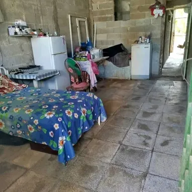 Se vende casa situada en el cerro - 3/10