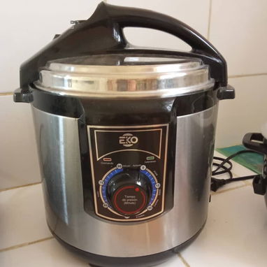 Se venden artículos diversos a muy bajos precios (electrodomésticos, muebles y teléfono móvil) - Img 125765857