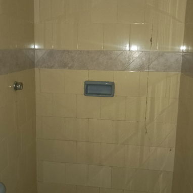 Rebajada a 14000 . Venta de Apartamento de 2/4 zona residencial Nuevo Vedado - Img 104138103