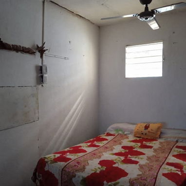 Venta de Casa de Dos Cuartos y Placa Libre en Centro Habana - 4/6