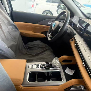 CHANGAN HUNTER LUXURY 2025 - Camioneta NUEVA 4x4 Automática de GASOLINA - 6/10