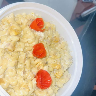 Combos de ensalada,croqueta y panetelas rellenas de leche condensada 😋😋😋😋 - Img 127665413