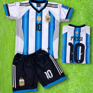 Reyes Magos el mejor regalo. Trajes de fútbol para niños. - Img 111511036