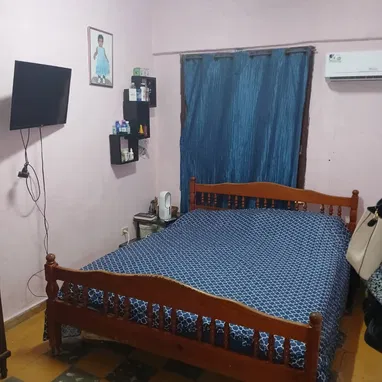 Venta de casa de 5 habitaciones en Guanabacoa y un carro todo por 25000 usd - Img 123485392