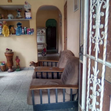 ^$15.000usd CON AJUSTE. En venta casa  puerta de calle en El Cerro, Reparto Martí.  POSIBILIDAD DE GARAJE PARA 4  CARROS - 2/10