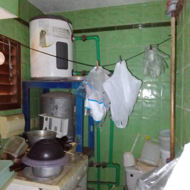 Ocasión única apto de 4 cuartos en el Vedado con valla de garaje para 2 autos y semivista al mar!! Sólo por 70.000 USD! - Img 88074480