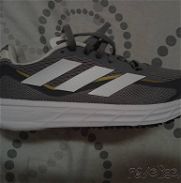 Zapatos Adidas originales - Img 45754217
