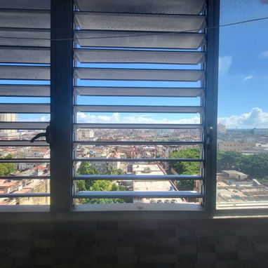 #252 🏢 APARTAMENTO 2/4 EN  CENTRO HABANA 📌Reparto CAYO HUESO. 🏛️ Edificio de 2O plantas/ piso 12. Gas de la calle - 5/10
