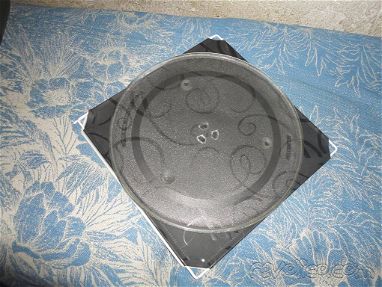 Plato de Cristal p-Microondas de 36 cm de diametro - Img main-image-45661890