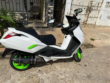 Vendo scooter 125 - Img main-image-45632938