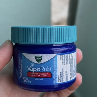 Vendo mentol con eucalipto (Chest rub y Vapo rub) en 5 usd o al cambio cada uno - Img 127561752