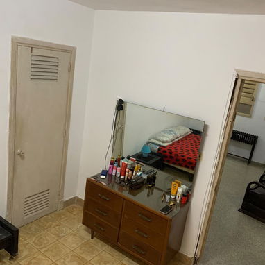 VENTA DE APARTAMENTO EN EL VEDADO L e/ 15 Y 17 - Img 126493208