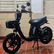 BICIMOTO ELÉCTRICA JMD 3000w, incluye maya, casco y guantes - Img 57588798
