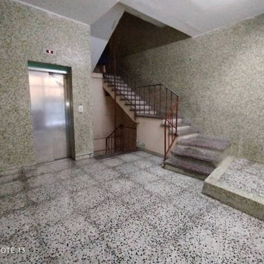Apto en 20 de mayo , 3er piso - 9/9