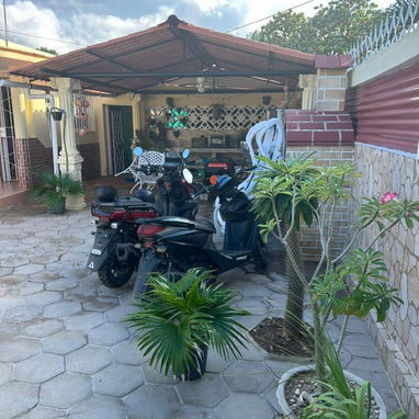 Casa en Guanabo por el bin bom - 3/10