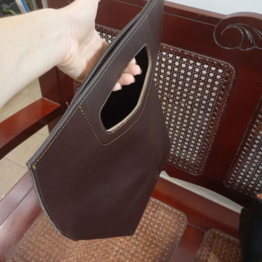 Bolso tipo sobre cuero marrón 🤎 - 2/2
