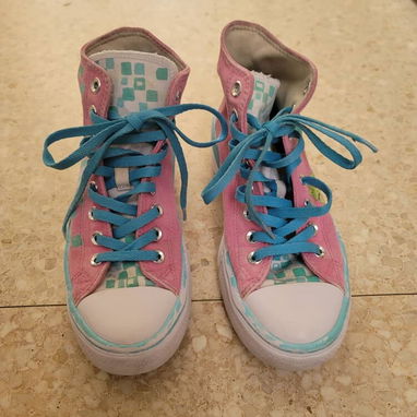 tenis y botas tejanas de uso - 4/7
