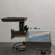 Máquina industrial de moler carne, 75 kg/hora, Nueva en caja Precio: 620$ - Img 55267797
