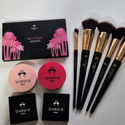 Set de maquillaje Shaina B. Miami - Img 55281880