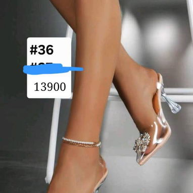 Ropa variada - 8/10