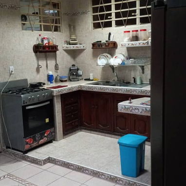 Vendo casa amplia pero sin garaje en SMP - cerca Ave de Ciudamar - Paco - Img 120359559