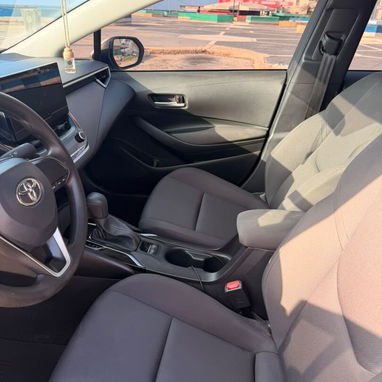Vendo Toyota Corolla 2025 LE - Img 123189268