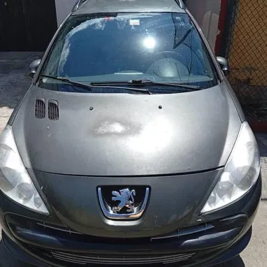 SE VENDE PEUGEOT 207 - 4/5