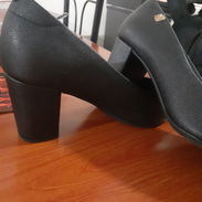 Se vende zapatos de oficina - Img 55868303