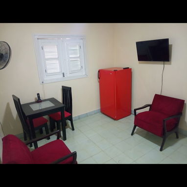 🚨 Renta Lineal de apartamento en el Vedado de 1 habitación, (Tipo estudio). Disponible para el 1 noviembre - 5/6
