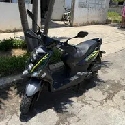 Vendo moto prácticamente nueva - Img 55748887