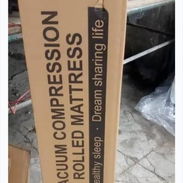 Colchón importado ceyado al vacío de 10 pulgadas de grosor 200 usd - Img 55132940