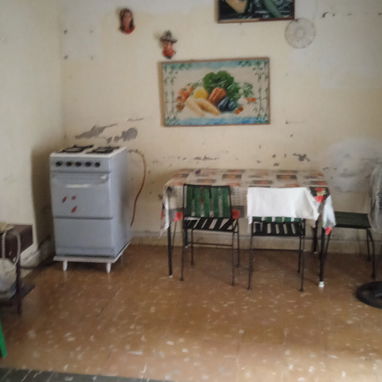 se vende casa grande lugar céntrico carretera central % san pedro y virtudes al frente de fincimex en 18000 USD - 8/10