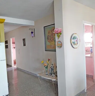 Oferta hoy !.Vendo propiedad horizontal con vista al mar en el vedado - Img 85281035