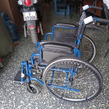 Wa.me/*5358296067 ♿ *SILLA DE RUEDAS PLEGABLE* 💲 *Precio: 150 USD* 🛡️ *Garantía: 7 días* - 3/6
