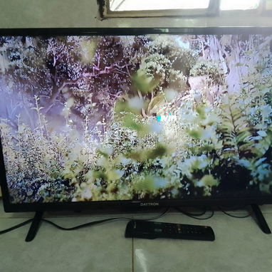 TV Daytron con cajita interna - Img 121172066