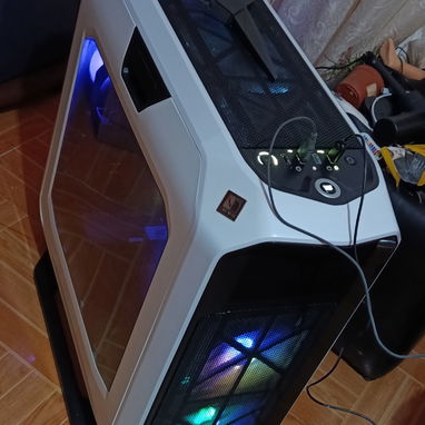 Corsair Graphite Series 780T – Blanco. Fanes del Chasis son 5: 2 superiores Corsair 140mm - Img 122372208