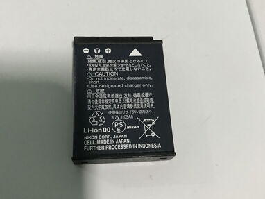 Vendo esta batería de cámara digital - Img 56572505