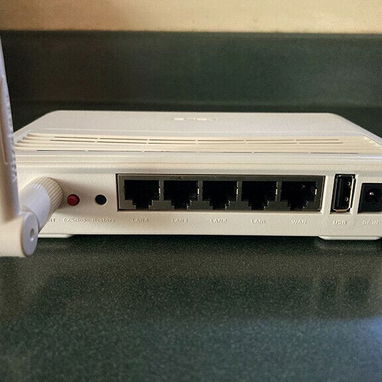 Router ASUS - 3/3