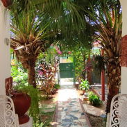 Venta de casa de 2 plantas en Miramar.No intermediarios - Img 56615664