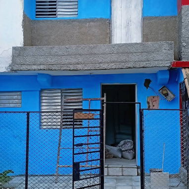 Apartamento sencillo de dos pisos ubicado en arroyo naranjo reparto guinera.ave del rosario en 3mil usd - Img 123657231