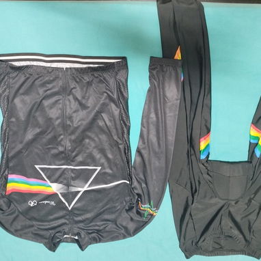 Trajes de ciclismo - Img 110922550
